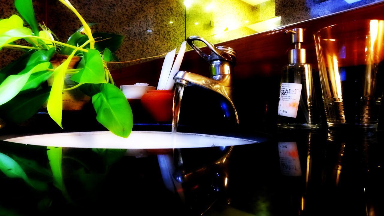 Asias Boutique Club /The Homestays Rangsit Екстериор снимка