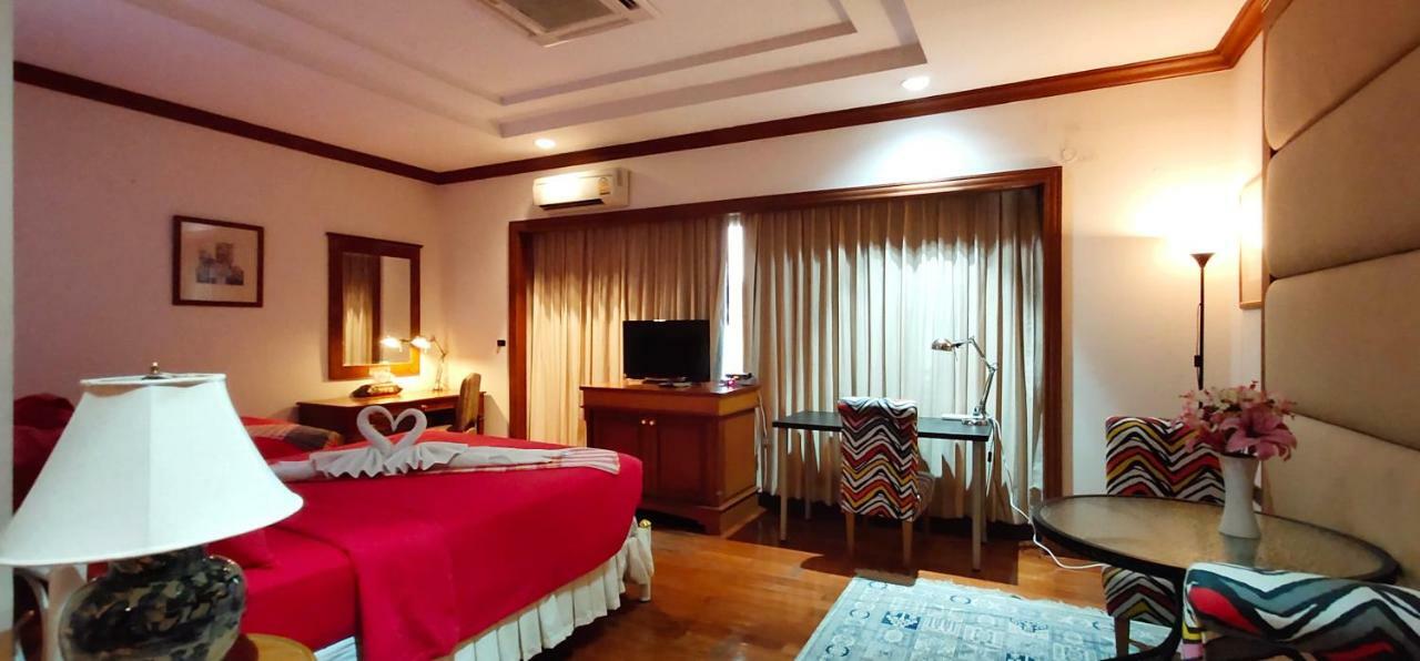 Asias Boutique Club /The Homestays Rangsit Екстериор снимка