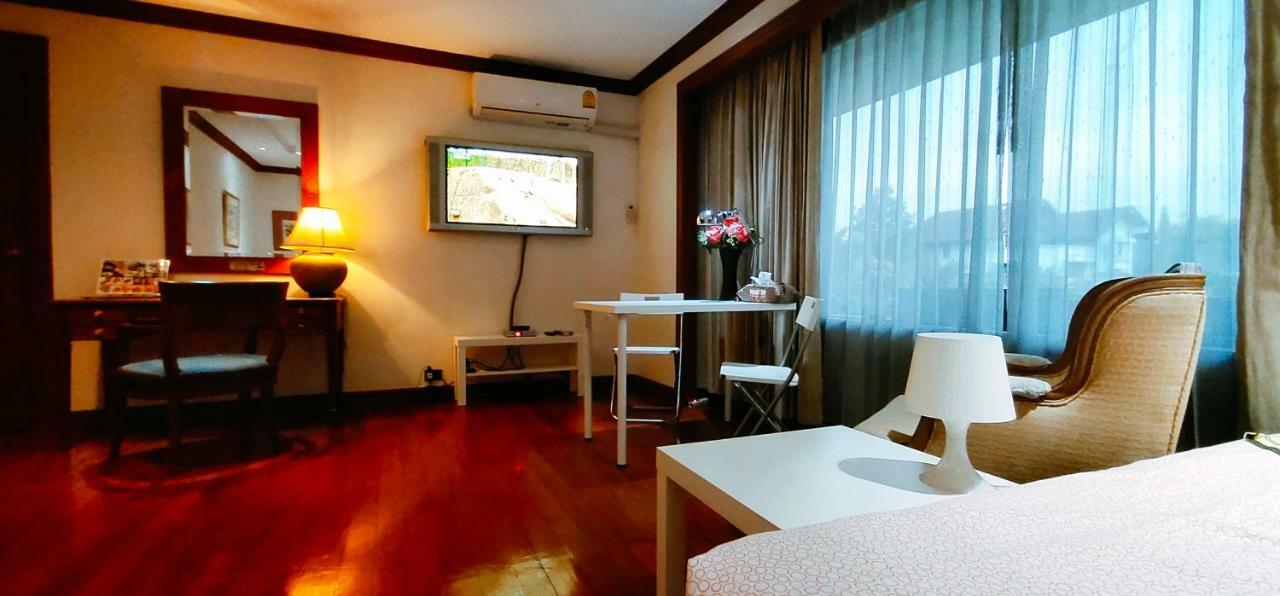 Asias Boutique Club /The Homestays Rangsit Екстериор снимка