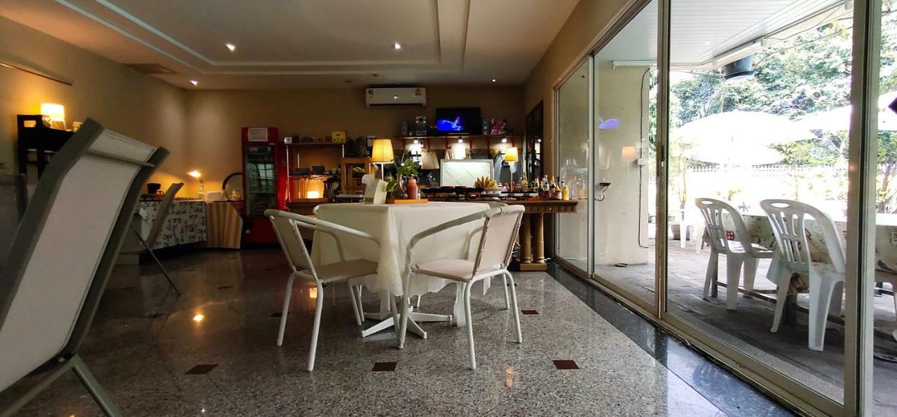 Asias Boutique Club /The Homestays Rangsit Екстериор снимка